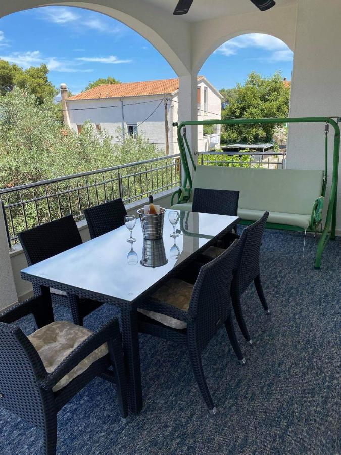 Genesis Apartment Трогир Екстериор снимка