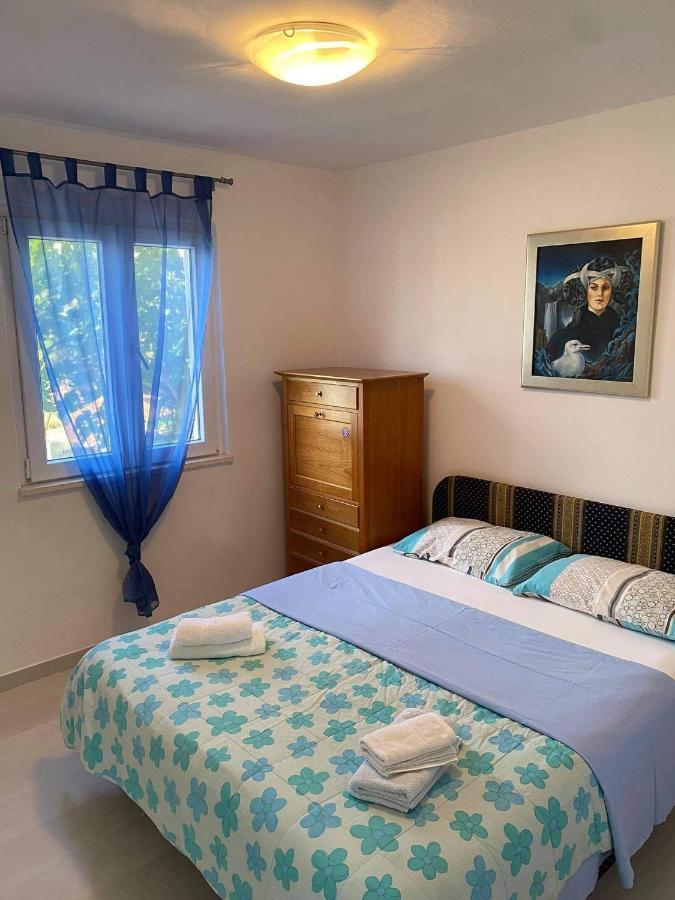 Genesis Apartment Трогир Екстериор снимка